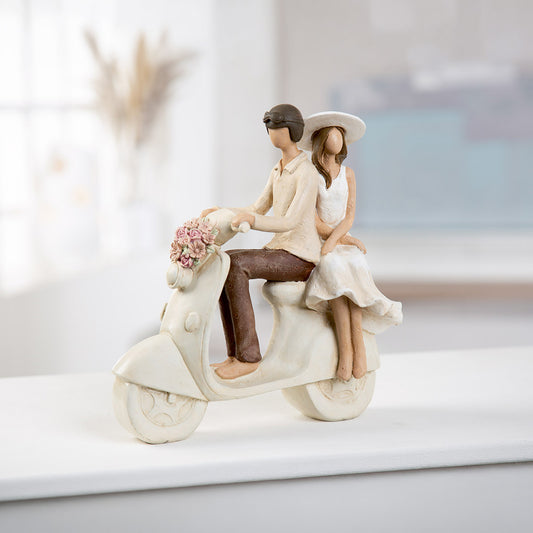 Sculptuur 'Scooter ride'
